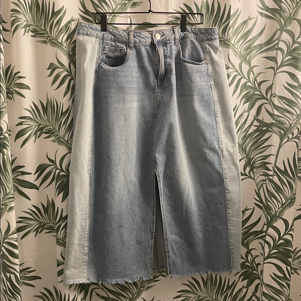Light Wash Two-Tone Denim Midi Skirt
